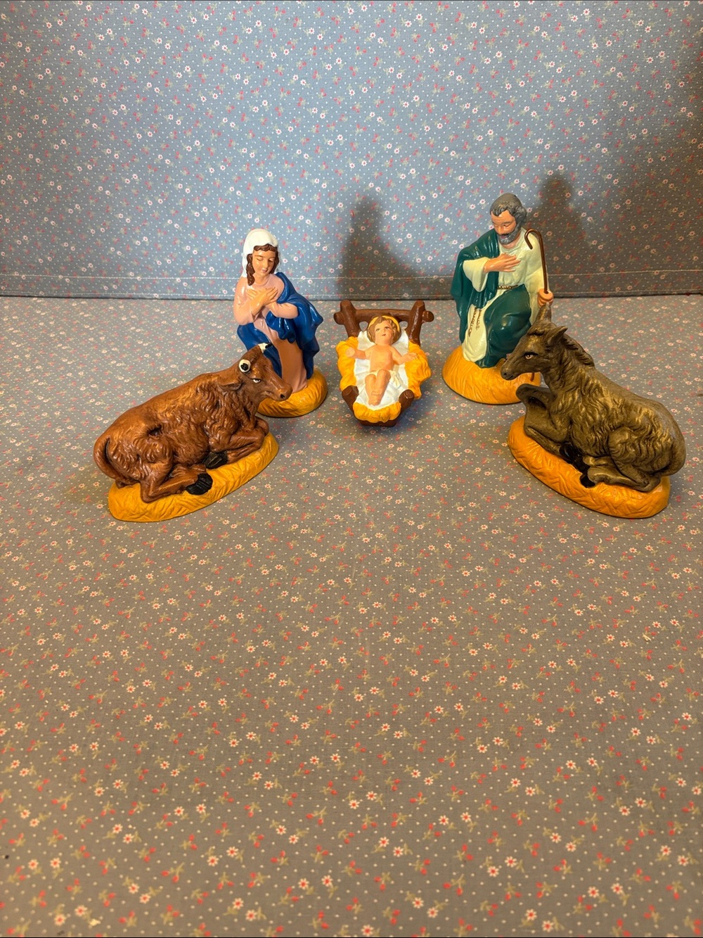 Vintage Classic Nativity Figurine Set - Mary, Joseph, Baby, Ox and Donkey
